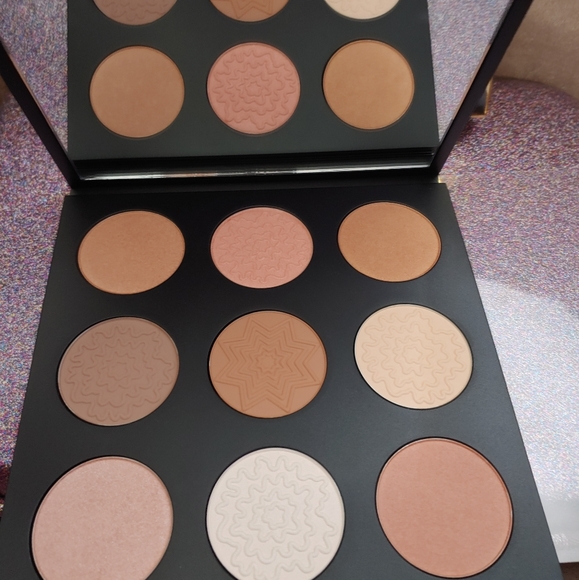 Smashbox Holidaze Contour Spotlight Palette - Picture 4 of 8